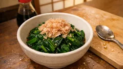 色よく仕上がる、ほうれん草と鰹節のおひたし—さっと茹でて簡単もう一品
